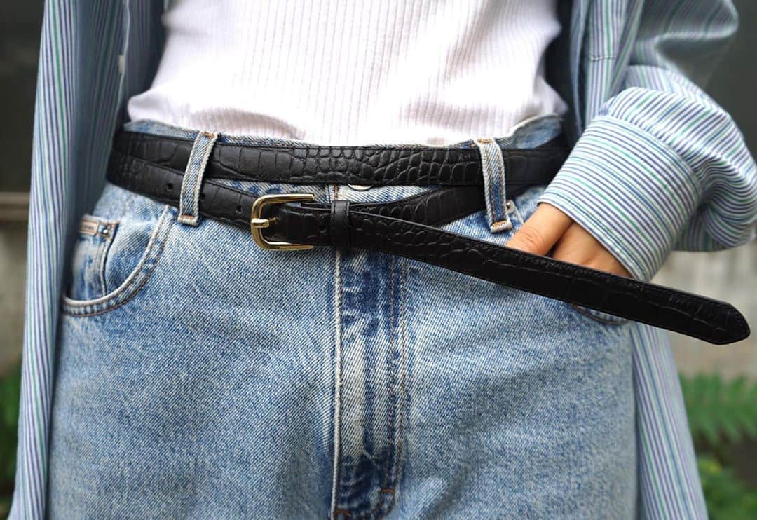 のインスタグラム：「. [INSCRIRE]  Emboss Leather Long Belt.  -  #mawsapporo #MāW #ins_online #inscrire #sapporo #hokkaido #20aw」