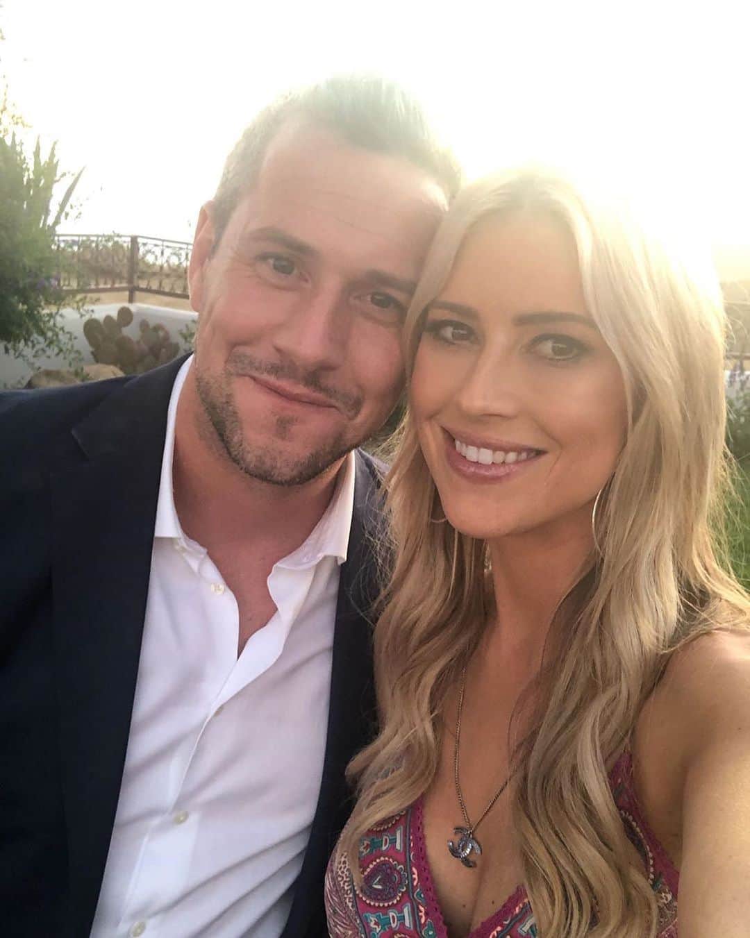People Magazineさんのインスタグラム写真 - (People MagazineInstagram)「It's over. 💔 HGTV's Christina Anstead and Ant Anstead are calling it quits after nearly two years of marriage. “We are grateful for each other and as always, our children will remain our priority,” Christina wrote. Tap the link in bio for more details.  #Regram @ant_anstead」9月19日 9時00分 - people
