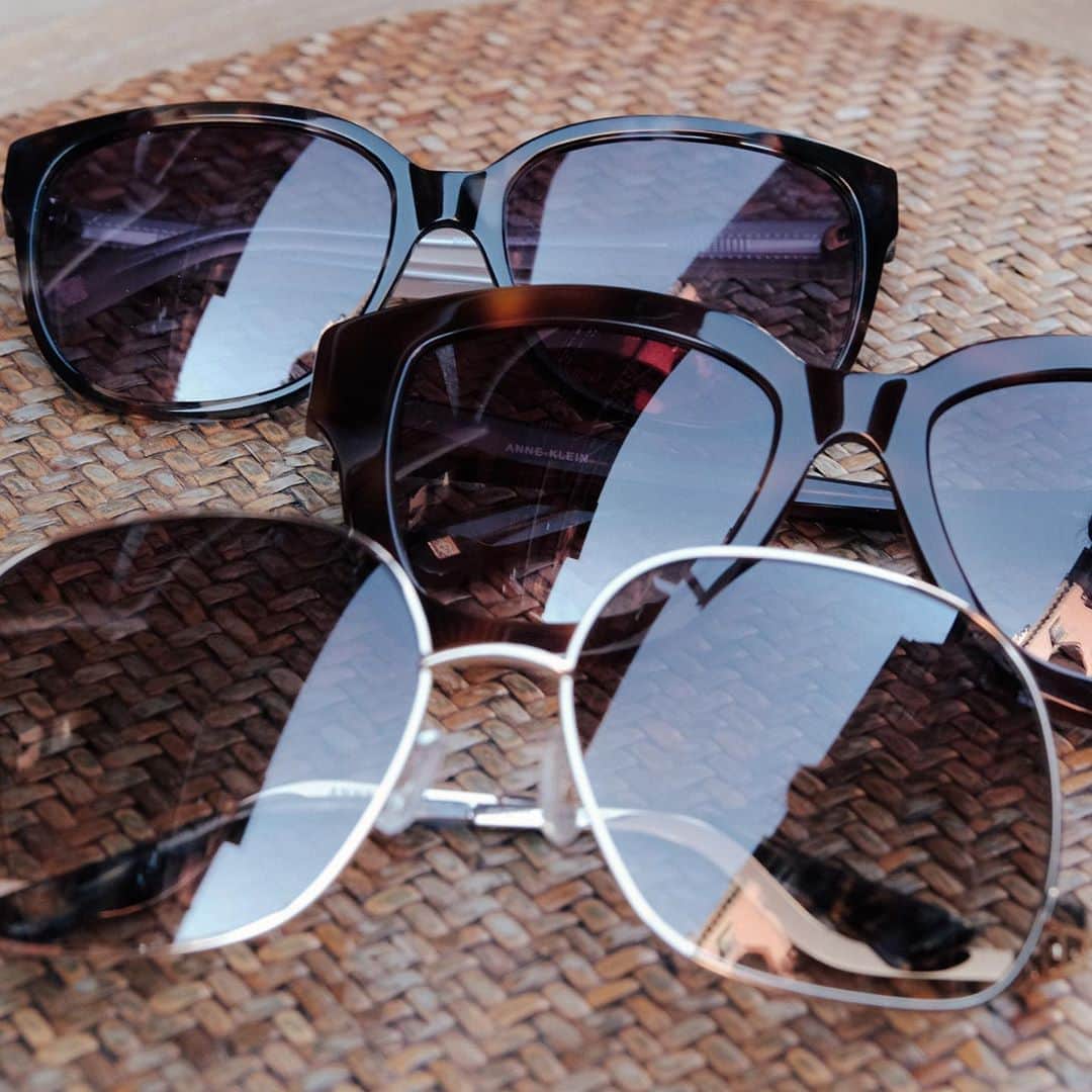 のインスタグラム：「There are still sunnier days ahead. Shop Fall eyewear essentials at anneklein.com. #AKxNYFW #SeeNowBuyNow」