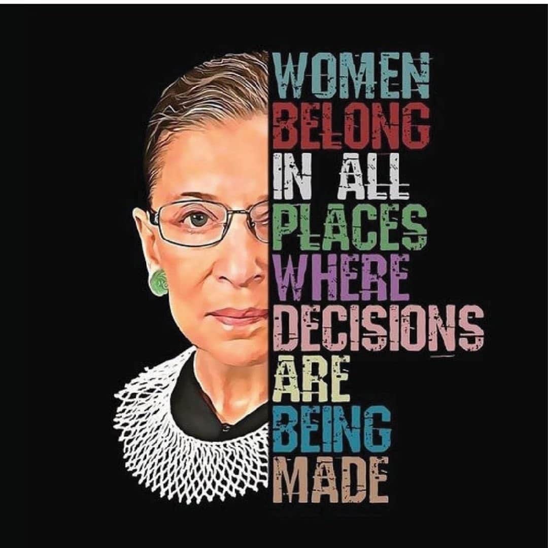 セリタ・エバンクスのインスタグラム：「Thank you! #ruthbaderginsburg #rip🙏🏾💔 #godhelpusall🙏 RP @ieshar ♥️✨🙏🏽 Notorious RBG」