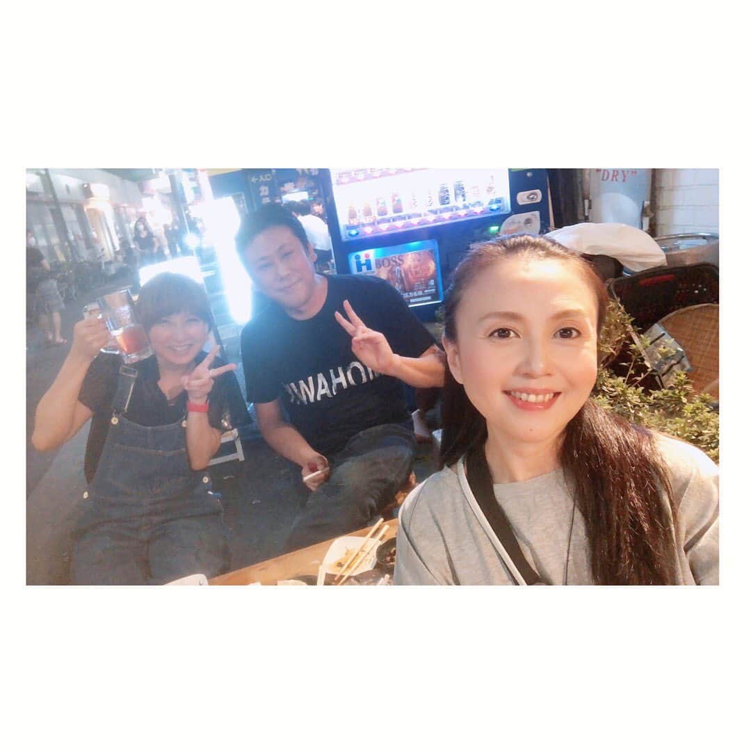 中原翔子のインスタグラム：「ゆーだい＆まちこ🍻 久々に会えて楽しかった✨  #やきとん #とんきち #外飲み  #actresslife #japaneseactress」