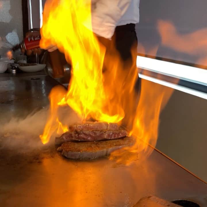 山本華世のグルメインスタ