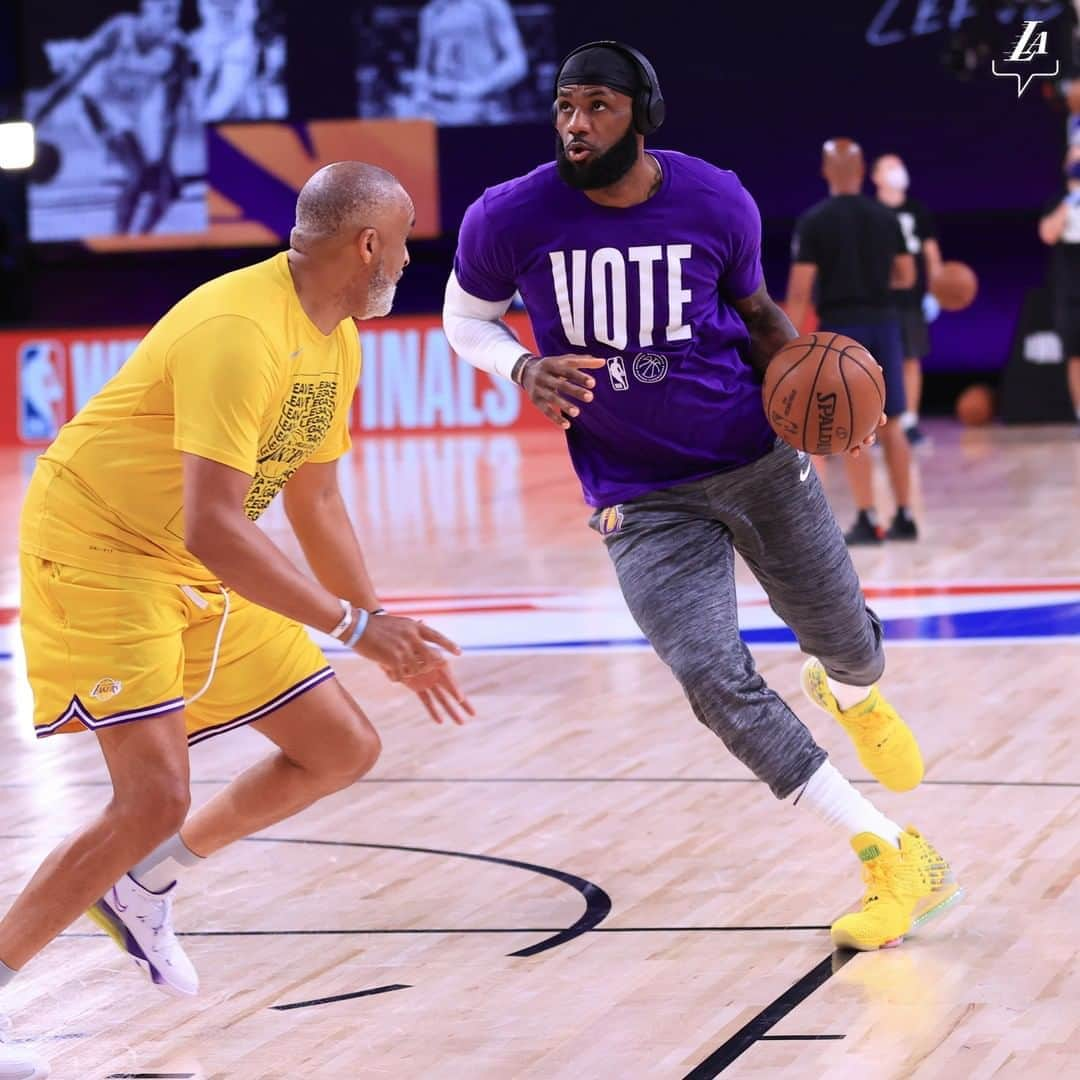 Los Angeles Lakersさんのインスタグラム写真 - (Los Angeles LakersInstagram)「Your Vote = Your Voice」9月19日 9時51分 - lakers