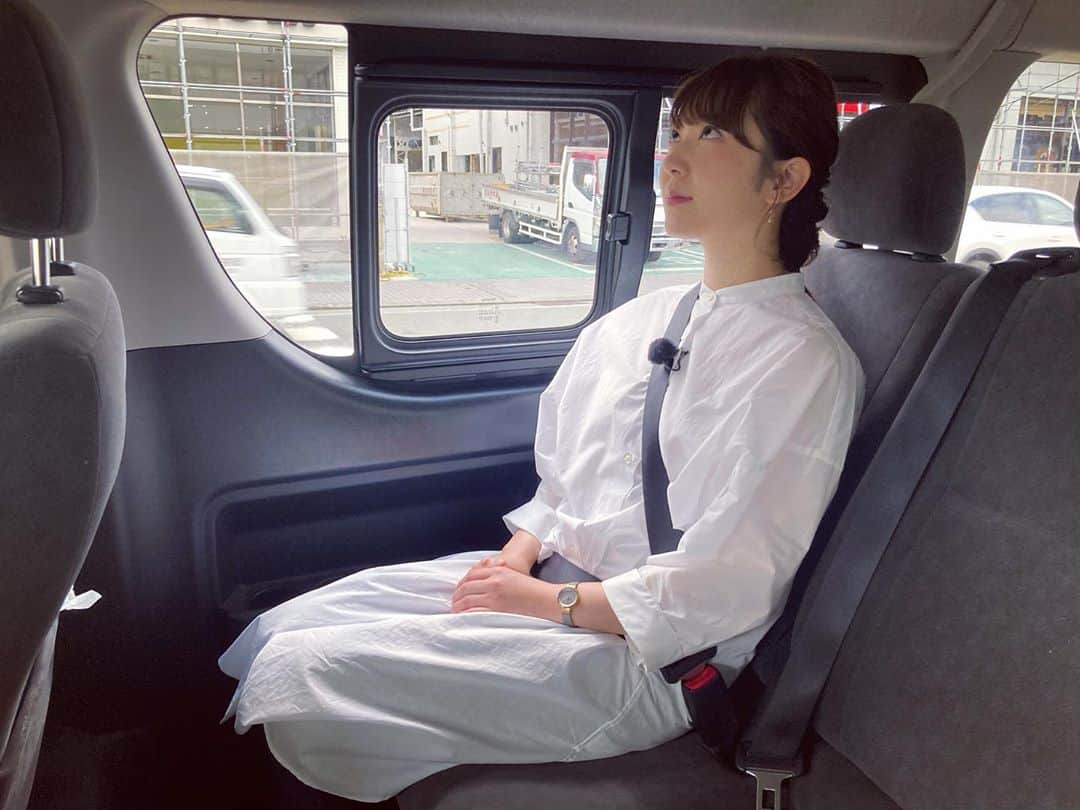 糸永有希さんのインスタグラム写真 - (糸永有希Instagram)「泣く準備 (クーラーの風で目を乾かしている) みなさまは笑う準備をお願いします。  #RKK#TBS 系列  #熊本放送#3ch  #土曜の番組  #土曜の番組がタイトル　 @tanaka_masayan  #虫とりビンゴ完結編 #コオニヤンマ #じゃなくて #オニヤンマ #脱コ面白い @yukiiitonaga  #糸永デトックス #なんちゅうタイトル」9月19日 9時52分 - yukiiitonaga