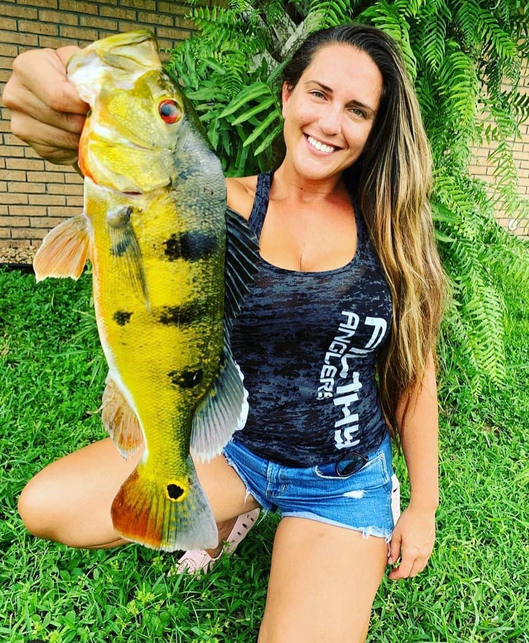 Filthy Anglers™さんのインスタグラム写真 - (Filthy Anglers™Instagram)「Filthy Female Friday has arrived. Today we show off Michelle @hooked_on_michelle and her beautiful peacock bass. She landed this beauty earlier this week! Yet another fish on the bucket list for me and so many other folks. Congrats on the catch Michelle you are Certified Filthy - www.filthyanglers.com #fishing #filthy #peacockbass #girlswhofish #girlsfishtoo #nature #forida #miami #photo #hunting #icefishing」9月19日 9時58分 - filthyanglers