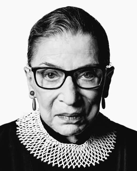 アレックス・シブタニさんのインスタグラム写真 - (アレックス・シブタニInstagram)「Rest easy, Ruth Bader Ginsburg. A trailblazer and fighter for justice and equality. A protector of freedom and democracy. We must continue her legacy.」9月19日 10時00分 - alexshibutani