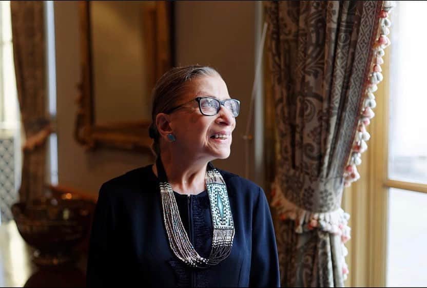 トームさんのインスタグラム写真 - (トームInstagram)「@npr : Justice Ruth Bader Ginsburg, the demure firebrand who in her 80s became a legal, cultural and feminist icon, died Friday. The Supreme Court announced her death, saying the cause was complications from metastatic cancer of the pancreas.  The court, in a statement, said Ginsburg died at her home in Washington surrounded by family. She was 87.  "Our nation has lost a justice of historic stature," Chief Justice John Roberts said. "We at the Supreme Court have lost a cherished colleague. Today we mourn but with confidence that future generations will remember Ruth Bader Ginsburg as we knew her, a tireless and resolute champion of justice."  Architect of the legal fight for women's rights in the 1970s, Ginsburg subsequently served 27 years on the nation's highest court, becoming its most prominent member. Her death will inevitably set in motion what promises to be a nasty and tumultuous political battle over who will succeed her, and it thrusts the Supreme Court vacancy into the spotlight of the presidential campaign. .  Just days before her death, as her strength waned, Ginsburg dictated this statement to her granddaughter Clara Spera: "My most fervent wish is that I will not be replaced until a new president is installed."  She knew what was to come. Ginsburg's death will have profound consequences for the court and the country. Inside the court, not only is the leader of the liberal wing gone, but with the court about to open a new term, the chief justice no longer holds the controlling vote in closely contested cases.  Though Roberts has a consistently conservative record in most cases, he has split from fellow conservatives in a few important ones this year, casting his vote with liberals, for instance, to protect at least temporarily the so-called DREAMers from deportation by the Trump administration, to uphold a major abortion precedent and to uphold bans on large church gatherings during the coronavirus pandemic. But with Ginsburg gone, there is no clear court majority for those outcomes.」9月19日 10時15分 - tomenyc