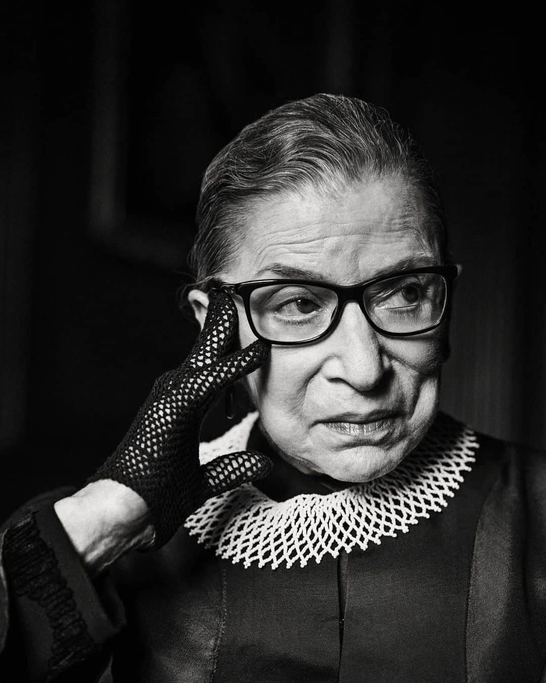 のインスタグラム：「A true champion of justice and equality. Thank you for your service, RBG. 🙏」