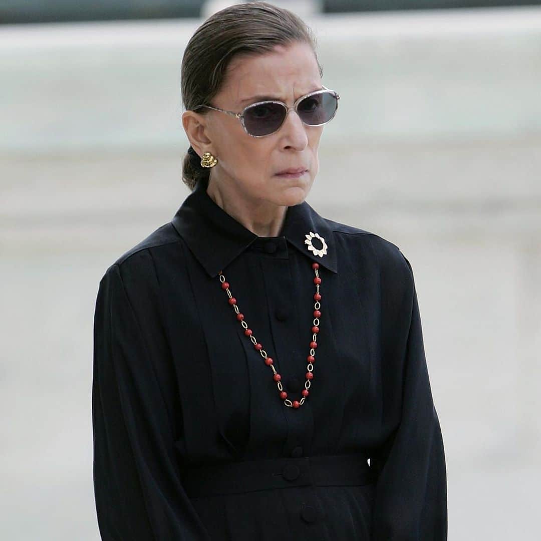 デレク ラムのインスタグラム：「An ally to women and men alike. A champion for all Americans. #rbg」