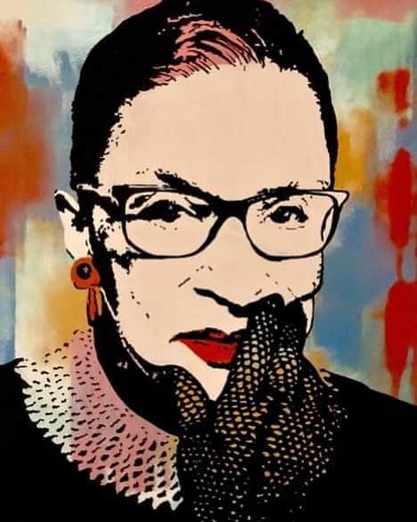 Ilana Wilesさんのインスタグラム写真 - (Ilana WilesInstagram)「RBG was a trailblazer and a crusader and a feminist icon, but as I always tell my girls, she was once a small Jewish girl from New York, just like them. Small but fierce. She did more for women’s rights in this country than almost anyone. She is my hero, plain and simple. We must remind our girls how much she helped us gain. We must vote in November and fight for what we know is right just like she did. We must not disappoint her legacy. REST IN POWER, RBG. #ruthbaderginsburg #notoriousrbg #rbg」9月19日 10時43分 - mommyshorts