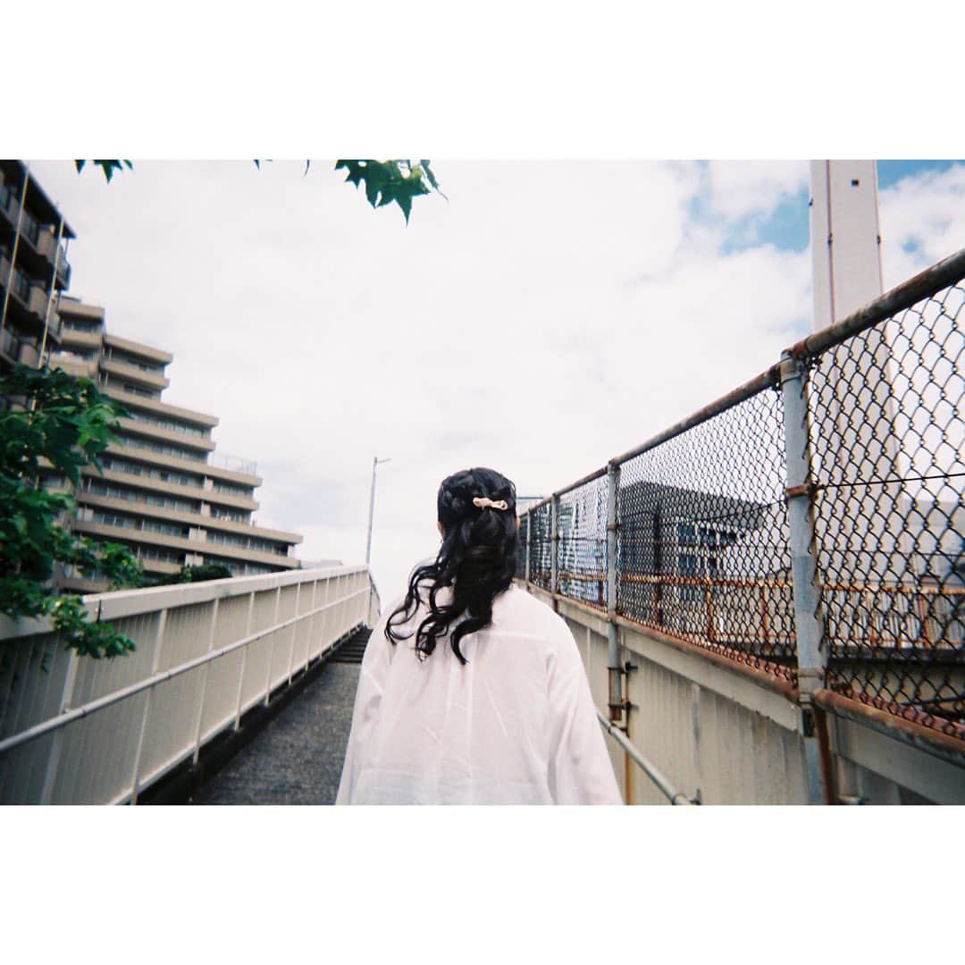 桜井美里さんのインスタグラム写真 - (桜井美里Instagram)「・﻿ ﻿ ﻿ 今日も1日頑張ろう！﻿ ﻿ ﻿ #写ルンです﻿ #フィルムカメラ﻿ ﻿」9月19日 10時46分 - mippi__0418