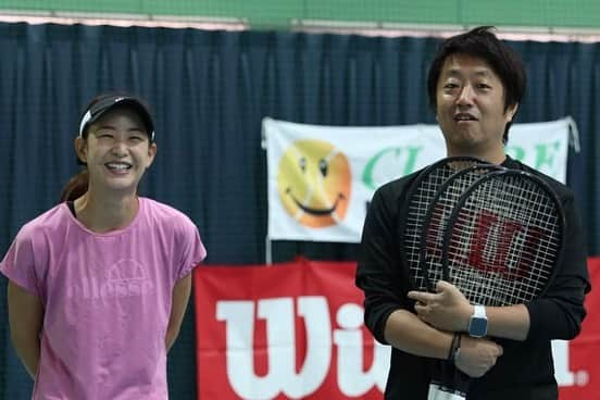 美濃越舞さんのインスタグラム写真 - (美濃越舞Instagram)「先日、Wilsonの新作ラケットでテニスをしてきました🎾  #テニス #ウイルソンテニス #プロスタッフ #wilson #新作」9月19日 11時24分 - mai_minokoshi