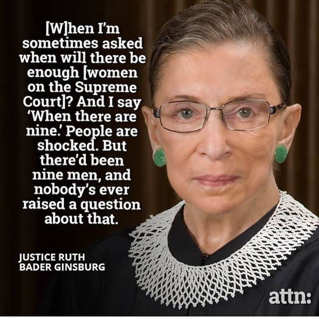 ジュリアン・ムーアさんのインスタグラム写真 - (ジュリアン・ムーアInstagram)「Thank you for your leadership #ruthbaderginsburg.  You were an example to us all.」9月19日 11時45分 - juliannemoore