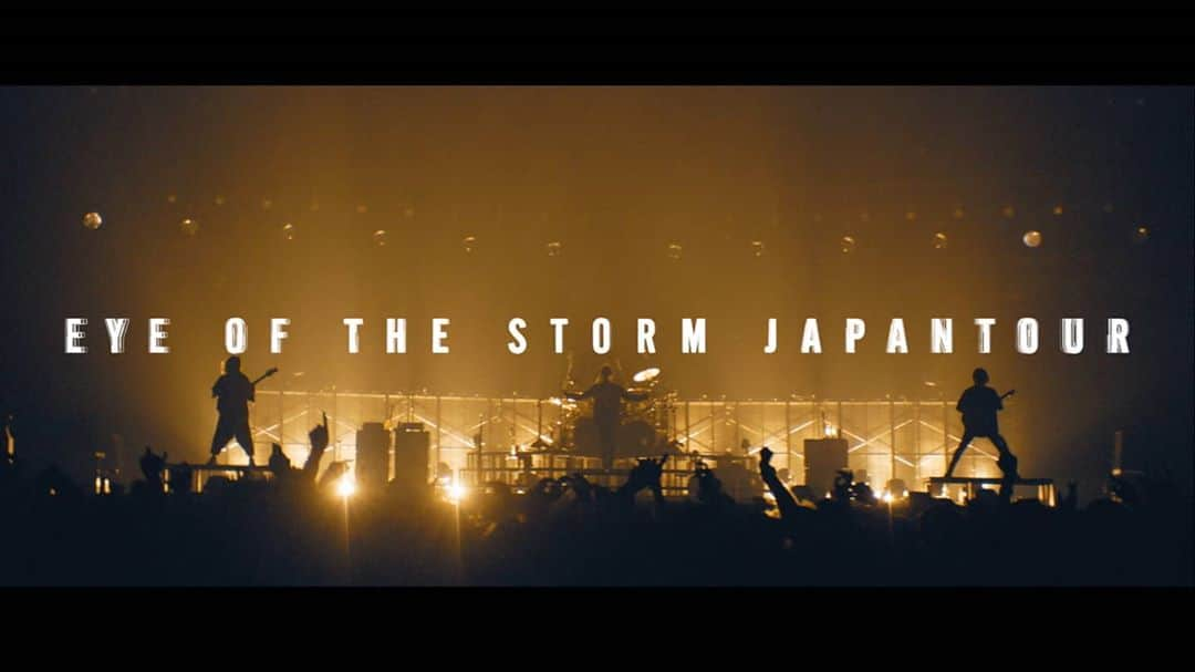 ONE OK ROCKさんのインスタグラム写真 - (ONE OK ROCKInstagram)「Available for pre-order now!  LIVE DVD & Blu-ray "EYE OF THE STORM" JAPAN TOUR Release Date: 2020.10.28  [Trailer #1] https://youtu.be/fwEO4IUTB_c  #EYEOFTHESTORM #ONEOKROCK」9月19日 12時06分 - oneokrockofficial