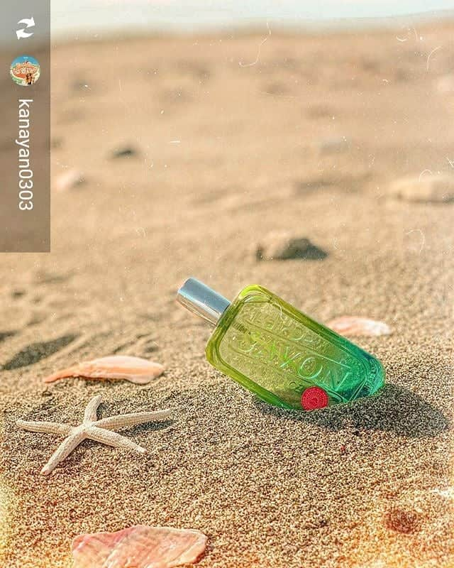 レールデュサボン[公式] さんのインスタグラム写真 - (レールデュサボン[公式] Instagram)「ENDLESS SUMMER🌊 . . . #Repost @kanayan0303  ・・・ ☻ 、 、 、 、 、 、 @lairdesavon_japan から新しい香りが💙 、 夏にピッタリな香りだからスッキリいい香りだよ🌴💕 パッケージも可愛すぎてインテリアにも最高❤️ 、  、 、 、 、 、 、 、 、  #lairdesavon #perfume #fragrance #cherryblossom  #ハンナリタッチ #香水 #レールデュサボン #オードトワレ #レールデュサボンのある暮らし #西海岸風インテリア #インテリア #インテリアコーディネート #インテリア雑貨 #百均 #100均インテリア #マイホーム #ニトリ #オシャレコーデ #レモン #せっけんの香り #プレ花嫁 #プレ花嫁さんと繋がりたい #チャムスチェキ」9月19日 12時06分 - lairdesavon_japan