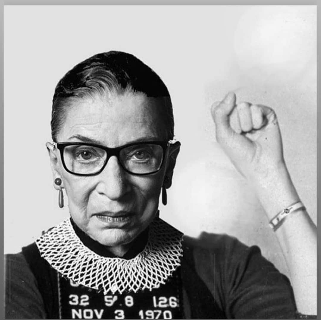 アロナ・タルさんのインスタグラム写真 - (アロナ・タルInstagram)「A true legend. A giant. A fighter. a revolutionary. I’m devastated by this loss. for us all. #RBG」9月19日 12時50分 - alonatal