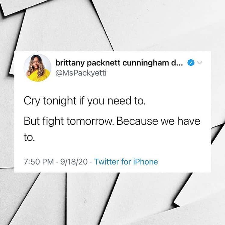 マット・マクゴリーのインスタグラム：「Repost from @mspackyetti - “This sucks. Ain’t no way around that.  But we don’t give up. We scream. We cry. We get angry. And we fight like hell.   RBG earned the tag ‘notorious’ and so must we.   We fight for her. We fight for ourselves. We vote because she needs us to. We fight because we need us to. We use every lever we have because the struggle does not begin or end on November 3rd.   We do not give up. Not now. Not ever.   I choose the discipline of hope over the ease of cynicism. I choose fortitude over fatalism. I choose to be who my ancestors protected and my creator formed. I choose to be more than a conqueror.   RBG could do it. So can we.”」