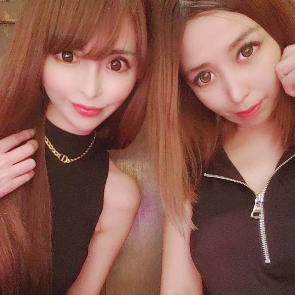 桃瀬えりなのグルメインスタ