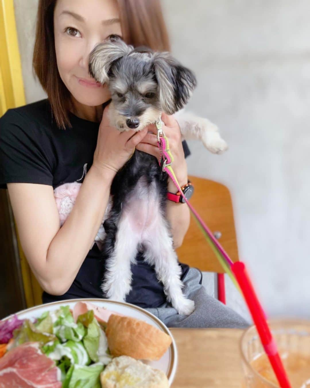 大石まどかさんのインスタグラム写真 - (大石まどかInstagram)「ねねちゃんとお散歩&ランチ🍴初めて入ったお店だったけどとっても美味しかったよぉ😋又、行こう❣️ #お散歩 #ランチ #美味しい」9月19日 15時58分 - madoka_oishi