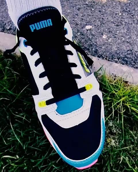 ジェンマ・ボナーのインスタグラム：「Always ready in @puma Future 🔥  - Showing off the new PUMA Mile Rider trainers, Future boots & Helly Hansen collab tracksuit. - 👟 @puma  ⚽️ @mancity  👨🏻‍💻 @alexthegreekone」