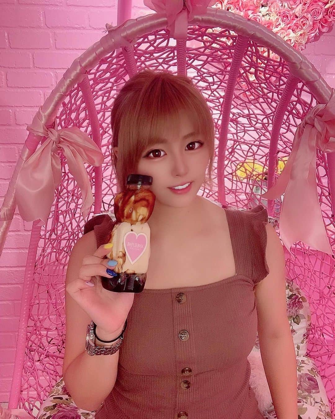 篠崎ゆうきさんのインスタグラム写真 - (篠崎ゆうきInstagram)「❏❏✰  cielo cafe  タピオカ屋さんです💕 めちゃおいしかったです！ 写真たくさん撮ったので またあげまーす🙋🏼‍♀️笑笑  #cielo #pink #くま #お花 #タピオカ #フォトジェニックスイーツ  #上新庄  #篠崎ゆうき」9月19日 18時10分 - snyu_uk
