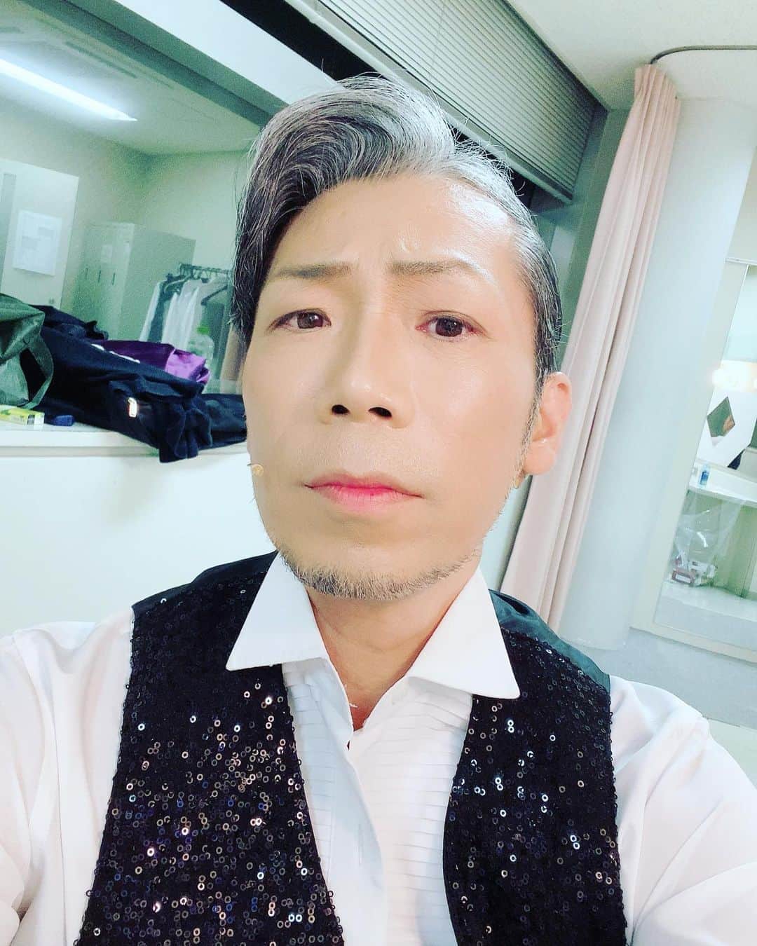火口秀幸のインスタグラム：「本番中ッ #吉本坂46 #RED #HideboH」