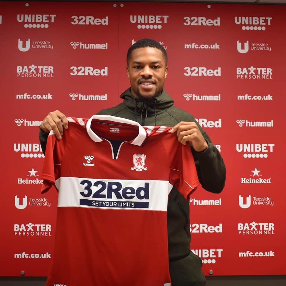 チュバ・アクポムのインスタグラム：「Ready to work 💪🏾 🙏🏾 Thanks for all the welcome messages ♥️ #UTB @theboroofficial 🔴⚪️」
