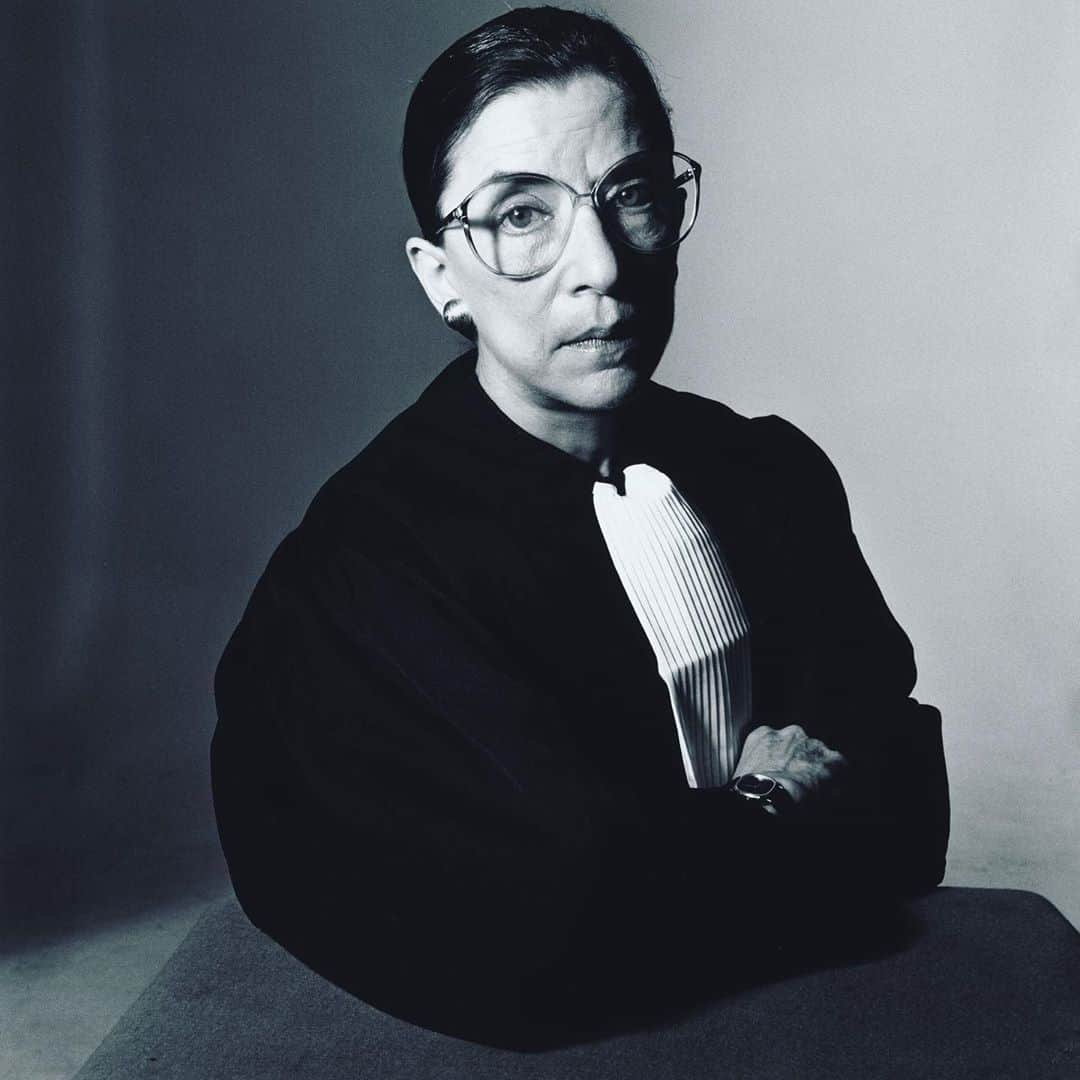 ミロスラヴァ・デュマのインスタグラム：「"I would like to be remembered as someone who used whatever talent she had to do her work to the very best of her ability." A true giant. Thank you for changing the world for the better. I wish we have more people like you. Rest In Peace 🙏 #ruthbaderginsburg」