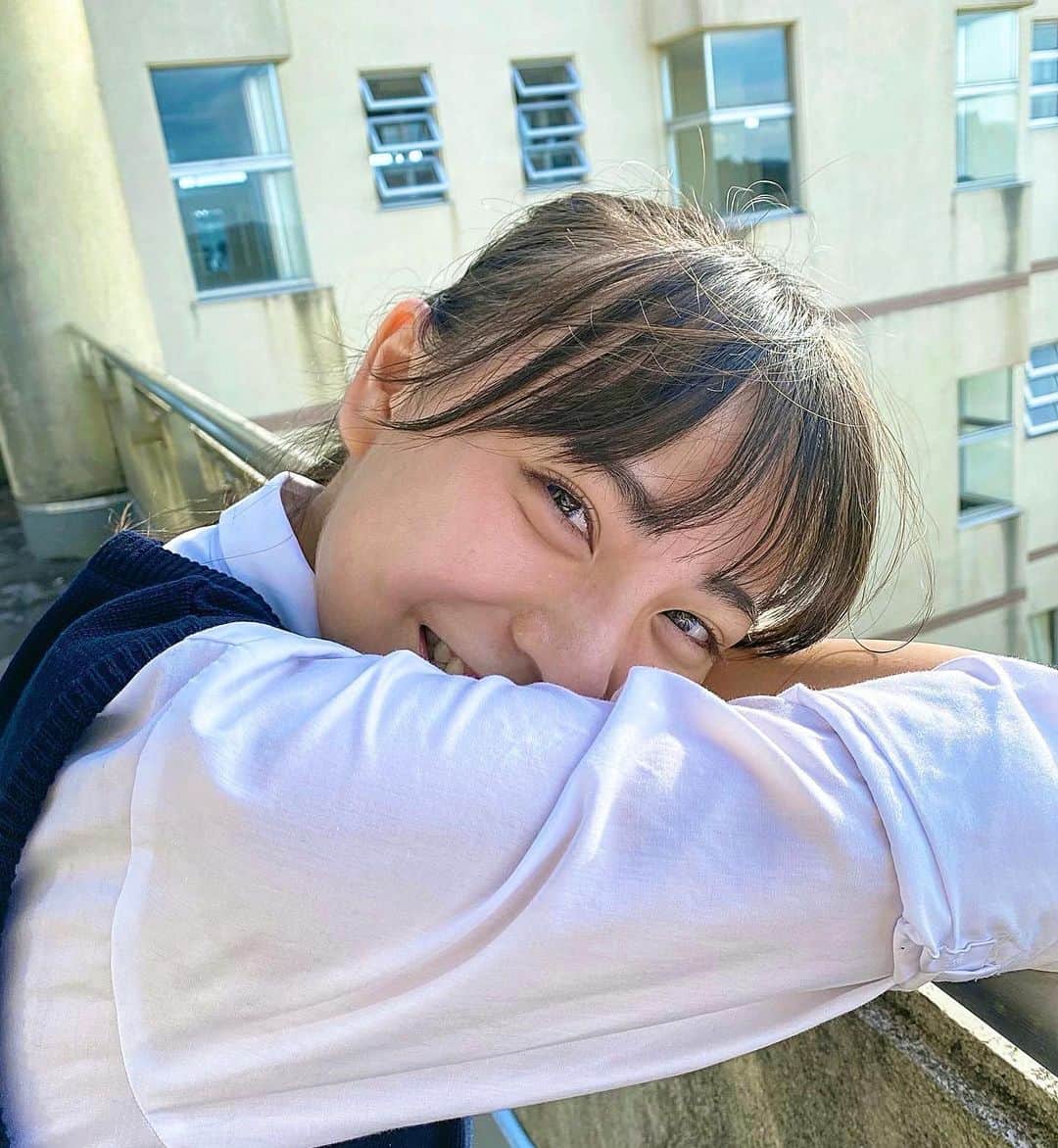 東ノエルのインスタグラム：「私もあと少しで高校生です🐊」