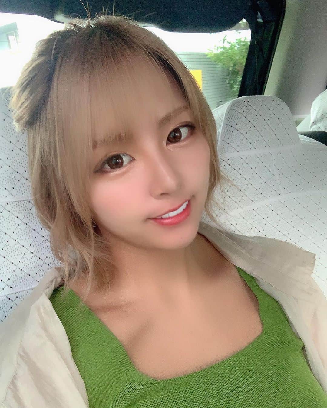 篠崎ゆうきさんのインスタグラム写真 - (篠崎ゆうきInstagram)「❍❏✰  事務所の宣材写真 取り直しました😊💛  #篠崎ゆうき」9月19日 19時44分 - snyu_uk