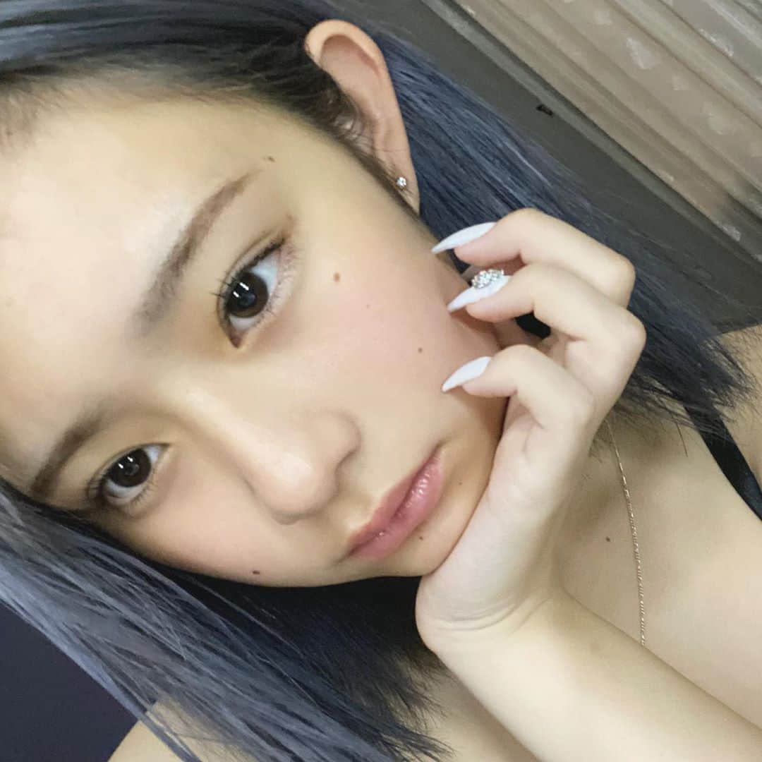 かれんのインスタグラム：「素顔」