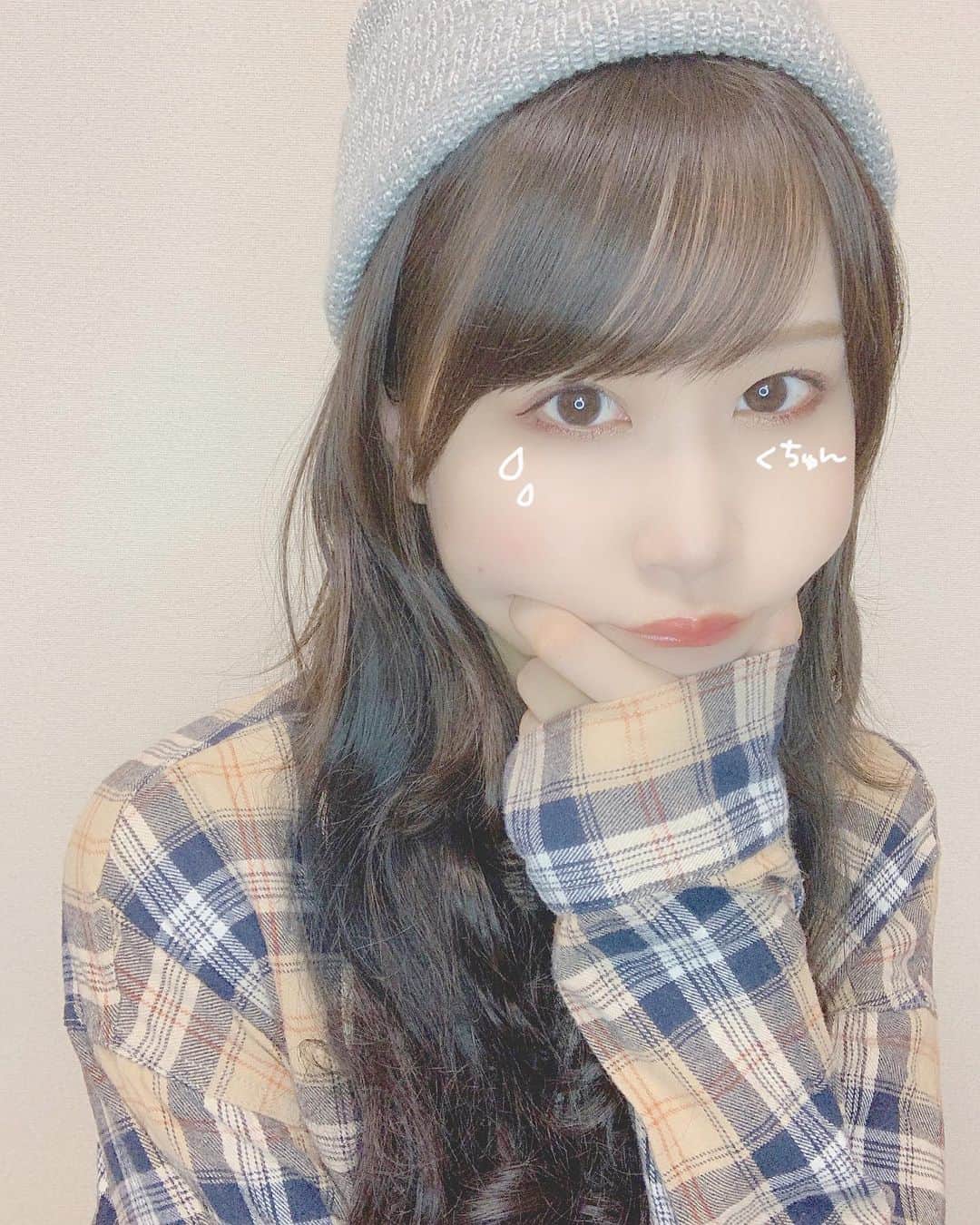 八木沙季のインスタグラム：「👩🏻👩🏻 . ロングバージョン😗❤︎ 今からここまで伸ばそうとしたら どれくらいかかるかなーーー😌 . #くちゅんとは」