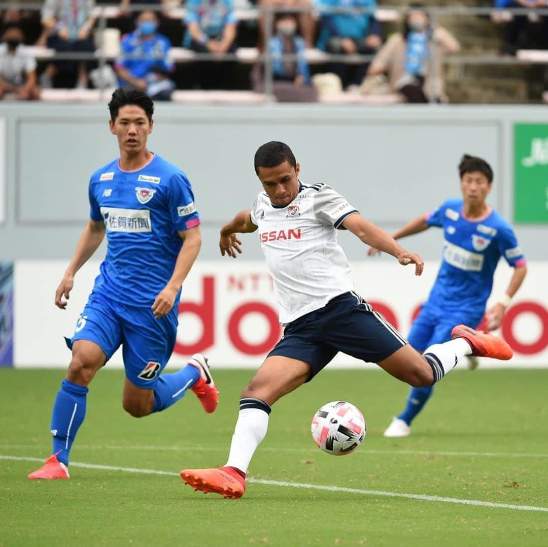 横浜F・マリノスさんのインスタグラム写真 - (横浜F・マリノスInstagram)「It only took @eriklima94 42 seconds to score the opening goal!!! What a touch🙌  #Erik #エリキ #jleague #Jリーグ #fmarinos #swipeleft #コマ送り」9月19日 20時17分 - yokohamaf.marinos