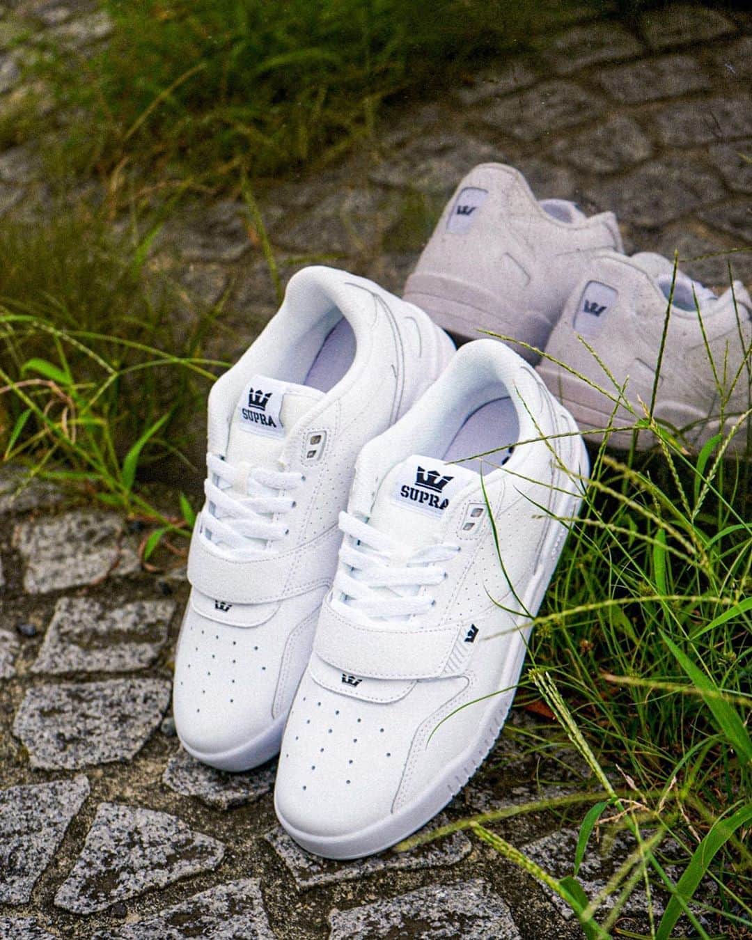 のインスタグラム：「【BREAKER LOW】  “WHITE WHITE” Store & Online.  #suprafootweartokyo #sneaker  #breakerlow #harajuku #odaiba」