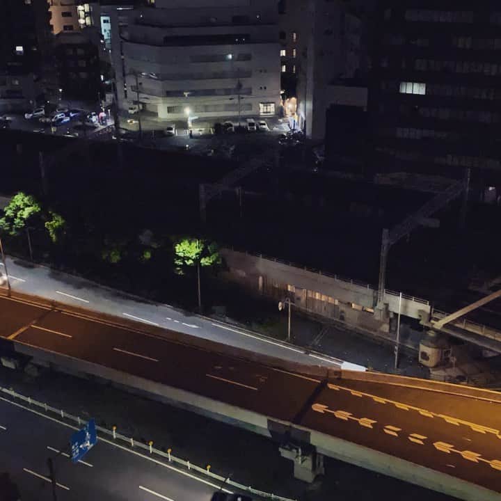 のインスタグラム：「ラストマルーン  #腰椎椎間板ヘルニア  #明日退院予定 #ご心配おかけしました。 #しばらくは安静 #阪急電車」