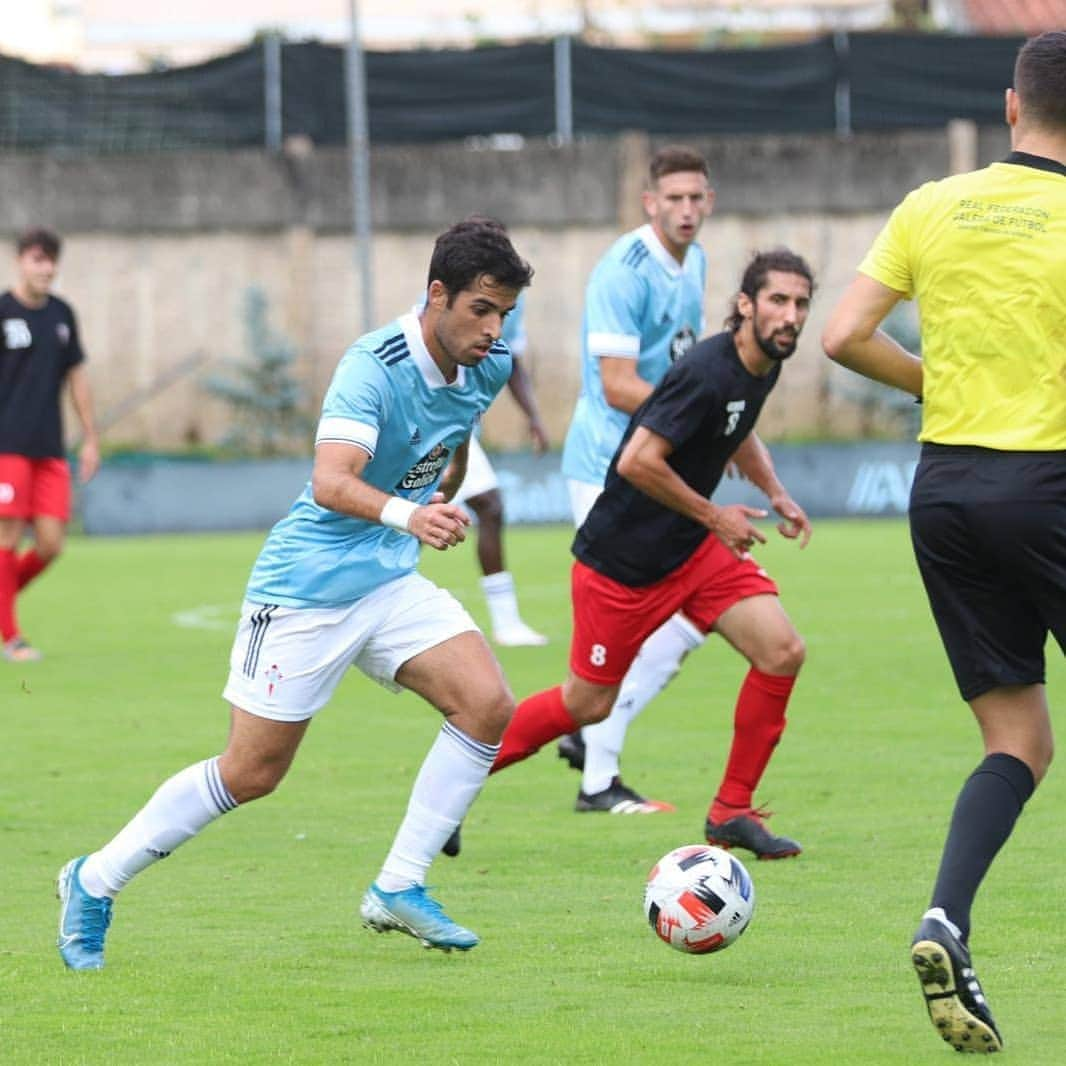 セルタ・デ・ビーゴさんのインスタグラム写真 - (セルタ・デ・ビーゴInstagram)「CELTA B  Vitoria celeste 5-1 no amigable ante o @arosa_sc. Solís, Lauti (x2), Alfon e Cissé marcaron para o #CeltaB. . Os nosos mellores desexos, compañeiros do Arosa, nesta tempada. 🍀 Moita sorte!」9月19日 21時18分 - rccelta