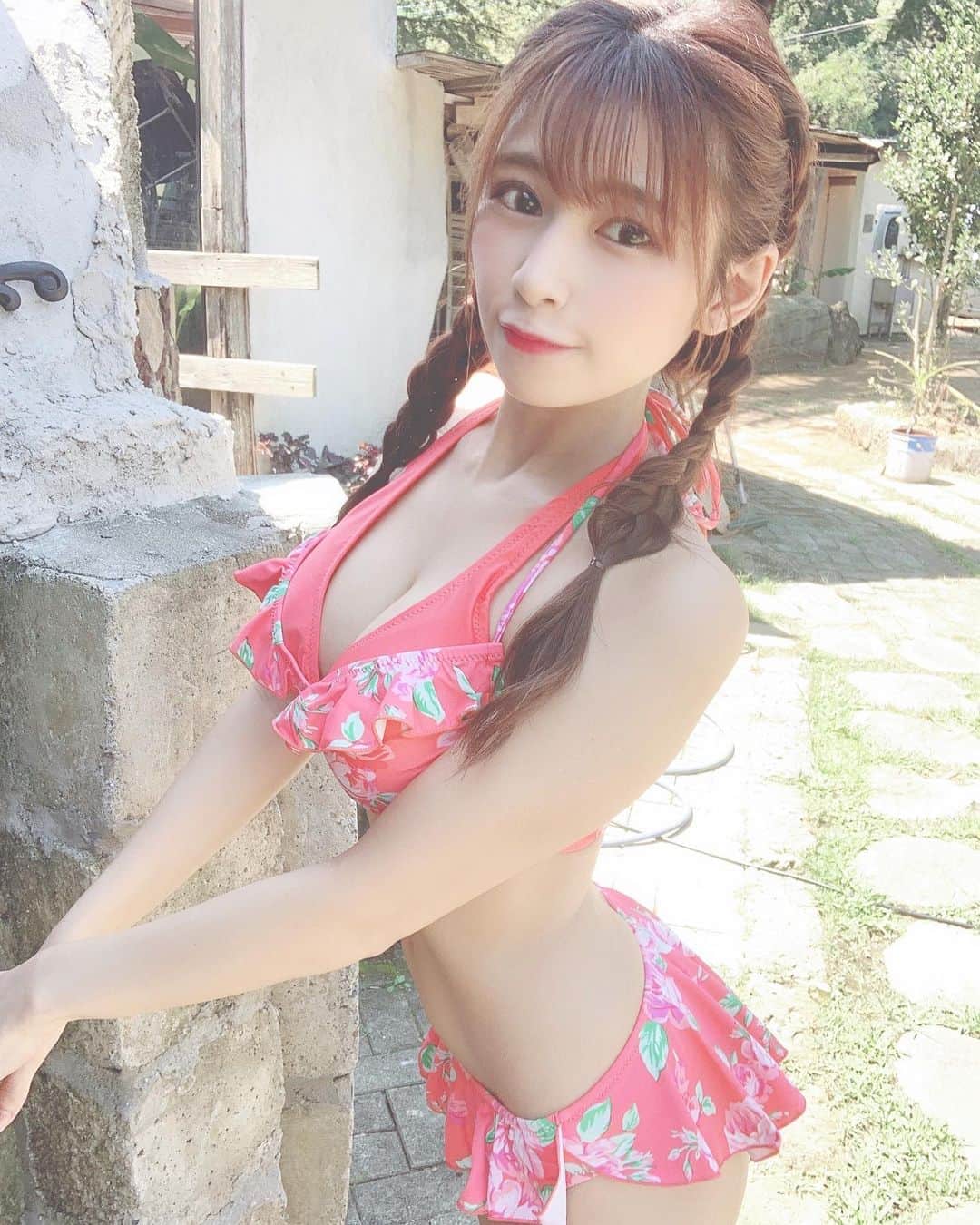 のインスタグラム：「﻿ ﻿ ﻿ 明日は埼玉の川越でプール撮影会🌊♡﻿ ﻿ 外は暑いけど、いい写真が撮れると思うので﻿ 楽しみです😚﻿ ﻿ ﻿ ﻿ ﻿ ﻿ ﻿ ﻿ ﻿ ﻿ ﻿ ﻿ ﻿ ﻿ ﻿ ﻿ #撮影会 #野外撮影 #プール撮影会 ﻿ #水着撮影会 #フレッシュ撮影会 ﻿ #自然 #緑 #自然光 ﻿ #gravure #gravure #gravureidol﻿ #グラビア#グラドル #インスタグラビア ﻿ #グラビアアイドル ﻿ #水着 #巨乳#美乳#くびれ #色気 ﻿ #asiangirls #asiansexy #japaneseidol﻿ #followme #fff #kawaii﻿ #sexystyle #japanesegirl﻿ #sexyart#sexybaby #sexy」