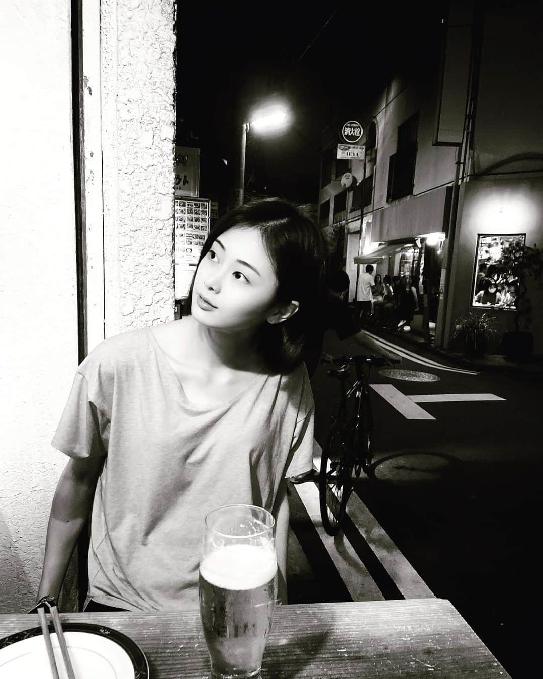 和田安佳莉のインスタグラム：「だいぶ涼しくなって来て嬉しい。 つまるところ大体気付かれぬまま静かに終わる。 . #今日は #洋食 #エブリデイ #外食 #大好きな #リゾットを食べる日 #夏の終わり #毎日 #あっという間 #今年も後3ヶ月」