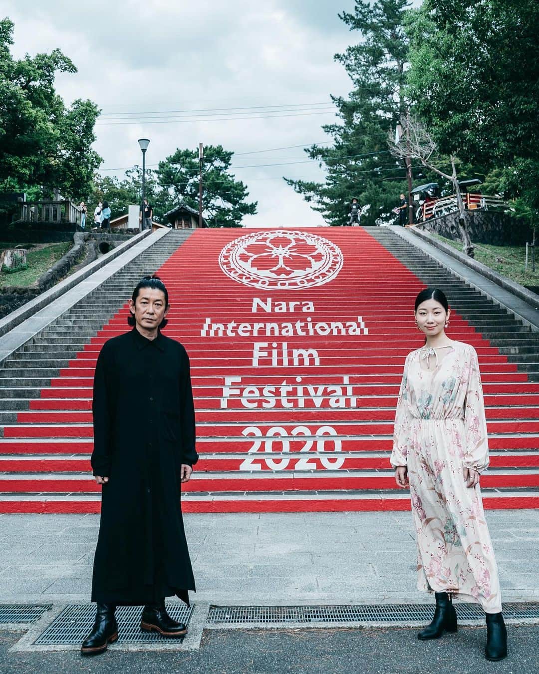 永瀬正敏さんのインスタグラム写真 - (永瀬正敏Instagram)「﻿ ﻿ 《"Smile” from Japan》﻿ ﻿ Photographed by M.Nagase﻿ ﻿ ﻿ 《なら国際映画祭『再会の奈良』ジャパンプレミア『二人ノ世界』特別上映》﻿ ﻿ 本日《なら国際映画祭》にて『再会の奈良』& 『二人ノ世界』の上映がありました。﻿ 両作品共満員御礼！﻿ 皆さんありがとうございました！！﻿ ﻿ そして今回『なら国際映画祭』アンバサダーに任命して頂きました。﻿ 初代アンバサダー斎藤工氏と共に、自分は微力ですが精一杯務めさせていただきます。﻿ 光栄です！﻿ ﻿ ﻿ #Smile #シリーズ #日本﻿ #根岸吉太郎監督 #遠雷大好きです！﻿ #過去写真 #staysafe #笑顔 #届きますように﻿ #永瀬正敏 #masatoshinagase﻿ #masatoshi_nagase_photography﻿ ﻿ #なら国際映画祭2020 #奈良﻿ #河瀨直美監督 #斎藤工 #MIYABI #加藤雅也 #秋山真太郎(劇団EXILE) #土居志央梨 #敬称略﻿」9月19日 22時09分 - masatoshi_nagase_official
