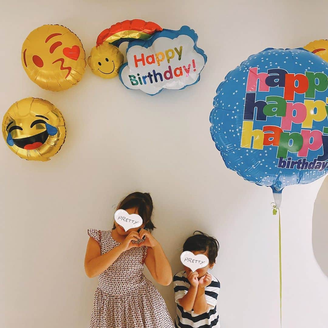のインスタグラム：「Happy birthday my love👨🏽‍🦱🎂」