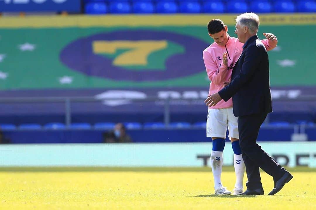カルロ・アンチェロッティのインスタグラム：「Today the first home win is dedicated to our Everton fans. Hopefully we can all be together soon. #COYB」