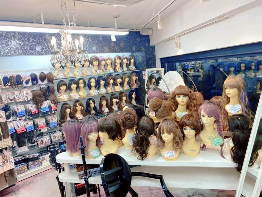 ウィッグとエクステのプリシラのインスタグラム