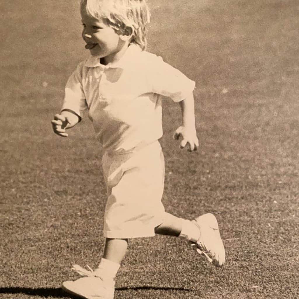 グレグ・ノーマンさんのインスタグラム写真 - (グレグ・ノーマンInstagram)「It has been a joy as a father to shoulder - @gregnormanjr with so much love guidance and caring allowing you to run through life getting to a place where today on your 35th birthday I have never seen you so happy both personally and professionally. Your universe is in harmony. I love you so much not just as my son, but for person you are, the the best friend you have always been and will always be. Go have a beautiful day in a place you love with those who love you. Happy Birthday my son.」9月19日 23時05分 - shark_gregnorman
