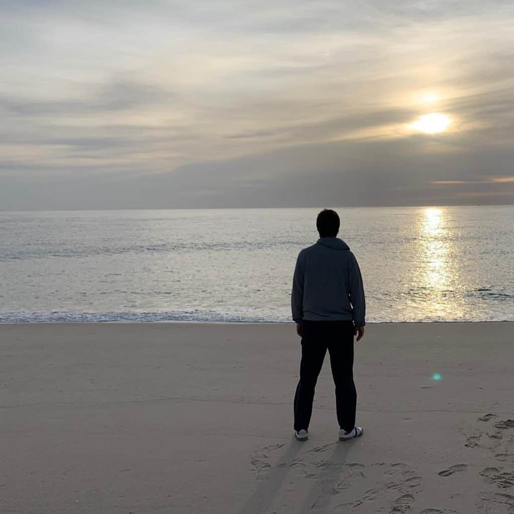 マチュー・フラミニさんのインスタグラム写真 - (マチュー・フラミニInstagram)「Today is International Coastal Clean-Up day. Nowadays, it’s more important than ever to protect our beaches and waterways 🌊 The team at @surfersagainstsewage have made it easy to find your nearest beach clean, as well as how to set-up your own. Check them out to find out more info.   How will you do your bit to keep our beaches clean? 👇🏽🙏🏼🌏  #internationalcoastalcleanupday  #cleanup #beach #sea #healthylifestyle」9月19日 23時07分 - mathieuflamini