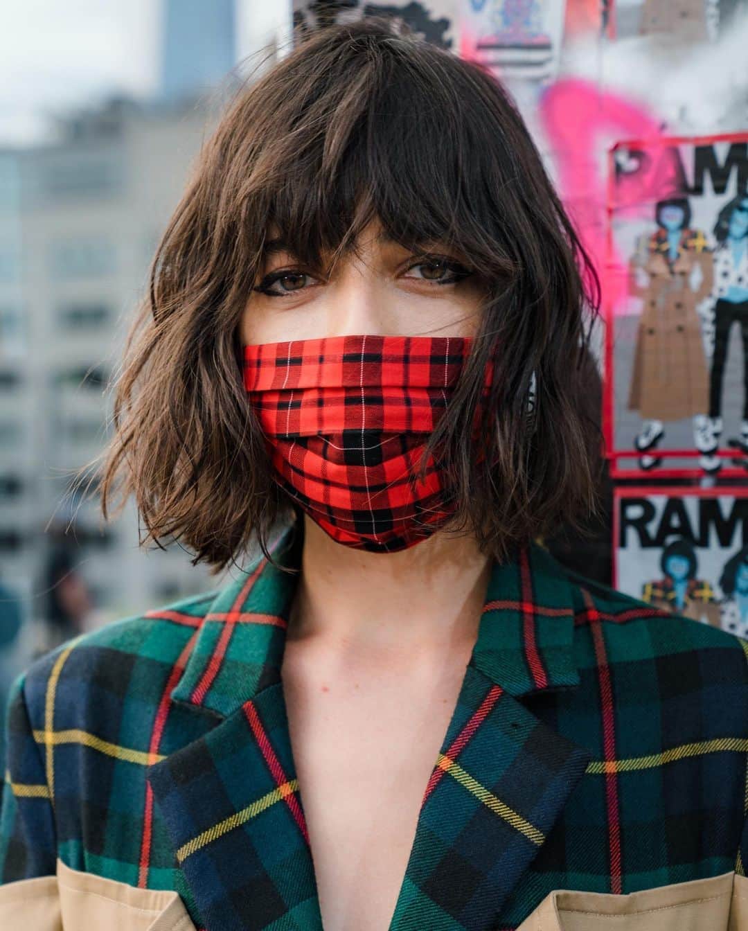 NYFW（ニューヨークファッションウィーク）さんのインスタグラム写真 - (NYFW（ニューヨークファッションウィーク）Instagram)「Safety first, but make it fashion! @monsemaison took to the rooftop of @springstudios this #NYFW to revisit their Fall 2020 collection for a shoppable presentation experience. Swipe to see some of the looks. 📸 by @_janekim」9月19日 23時29分 - nyfw
