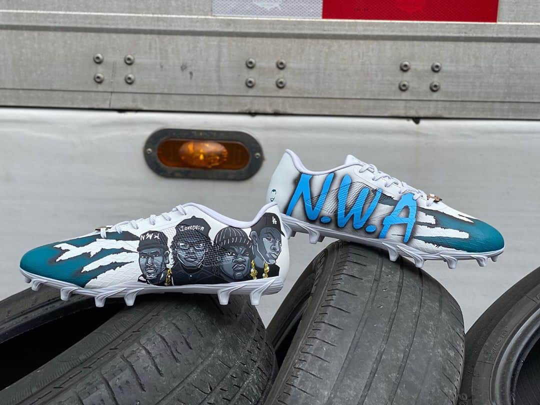 デショーン・ジャクソンのインスタグラム：「Str8 out of south central !! NWA」