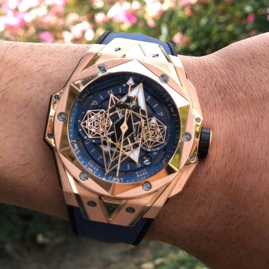 ボルナ・チョリッチさんのインスタグラム写真 - (ボルナ・チョリッチInstagram)「Thank you @hublot for this timepiece - masterpiece 🤩⁣ ⁣ Swipe right ➡️ to take a closer look.」9月20日 0時37分 - bornacoric