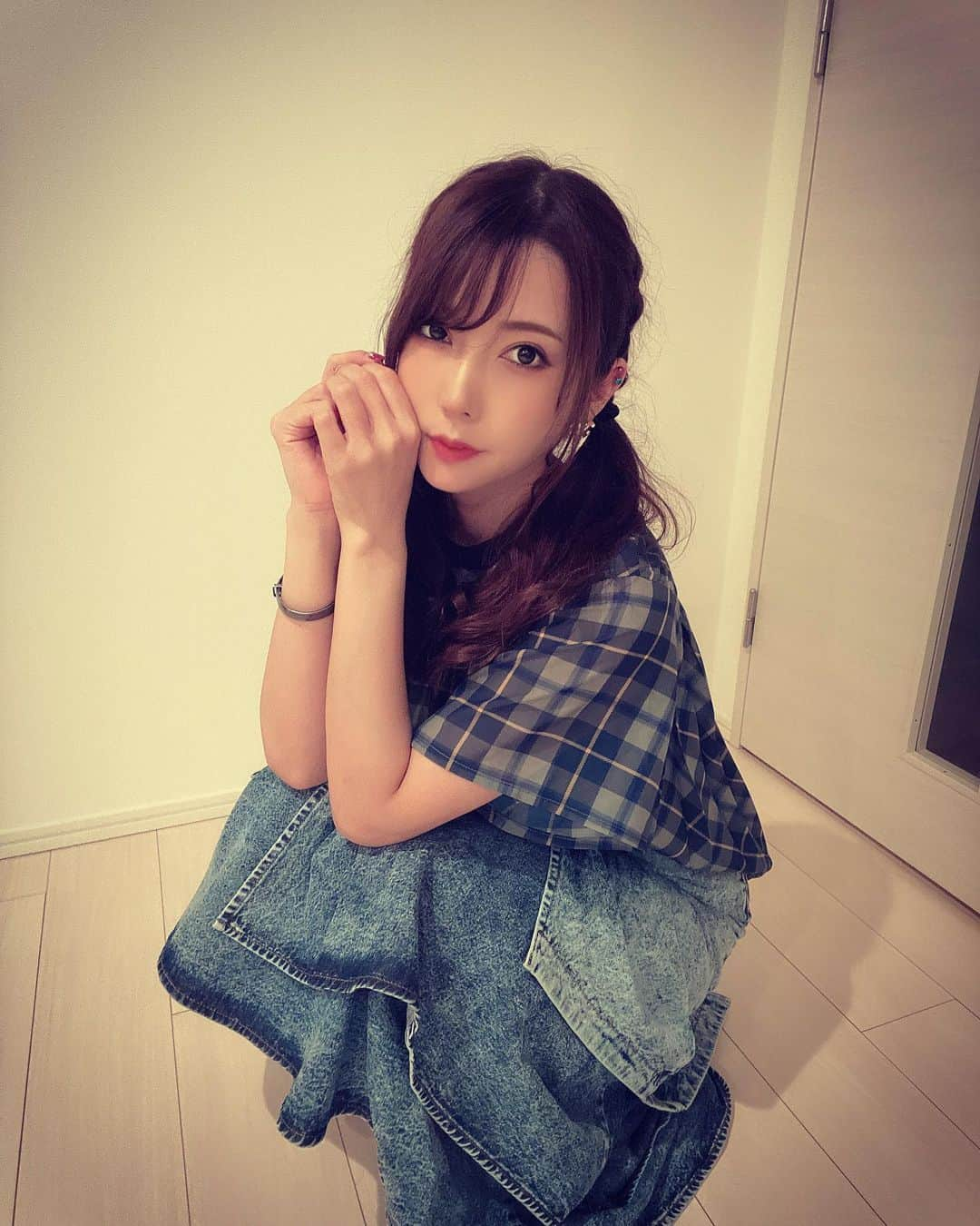 波多野結衣さんのインスタグラム写真 - (波多野結衣Instagram)「★☆★ . . #おやすみ #私服 #チェック #シースルー #編込み #デニムスカート #ハートピアス #はたちゃん　　#波多野結衣」9月20日 0時58分 - hatachan524