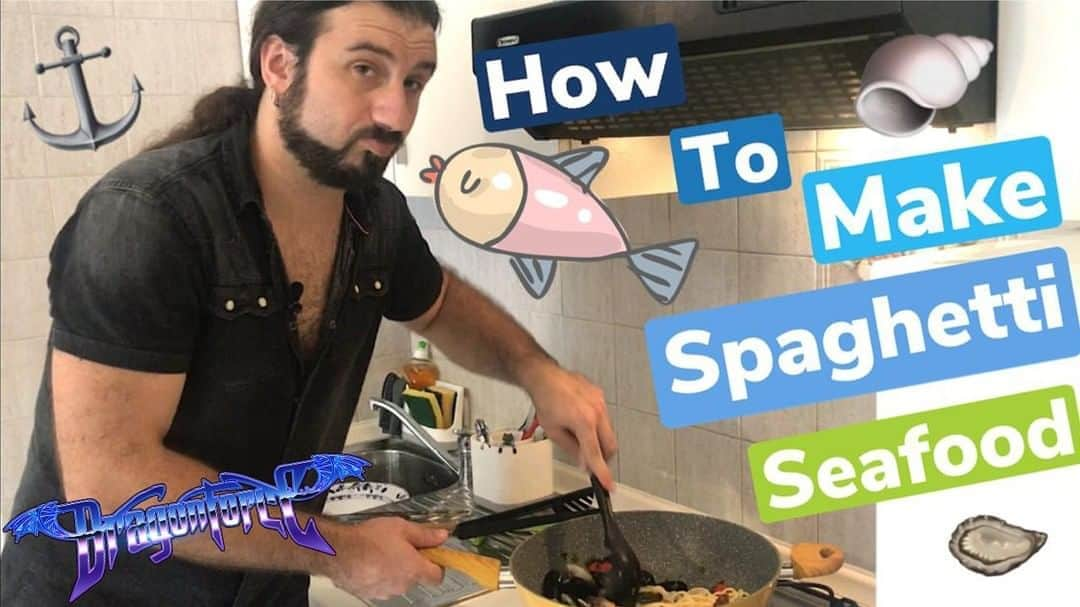 DragonForceさんのインスタグラム写真 - (DragonForceInstagram)「Video: our drummer @geeanzalone shows you how to make Seafood Spaghetti in the authentic Italian way! 👌😋 Link on bio/stories or head to youtube.com/dragonforce Direct link: https://youtu.be/hBjqm5oZfmo  What are your favourite pasta dishes? #dragonforce #geeanzalone #geeanzalonemetalfood #cookingvideos #cookingtutorial」9月20日 1時00分 - dragonforcehq