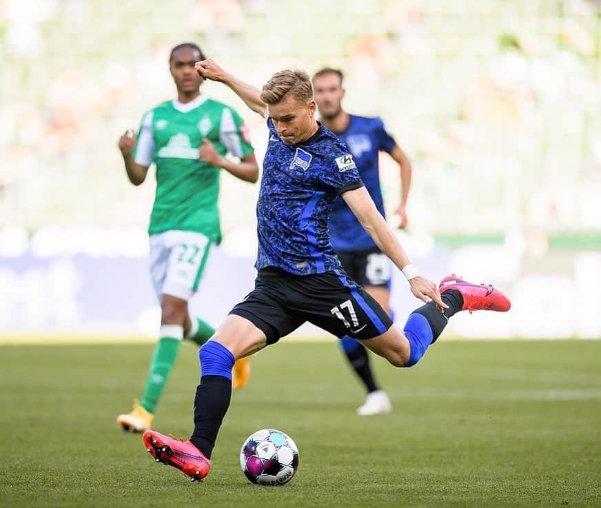 マキシミリアン・ミッテルシュタットのインスタグラム：「Perfekter Start in die Saison 💪🏼 #m17#hahohe#herthabsc#win#team」